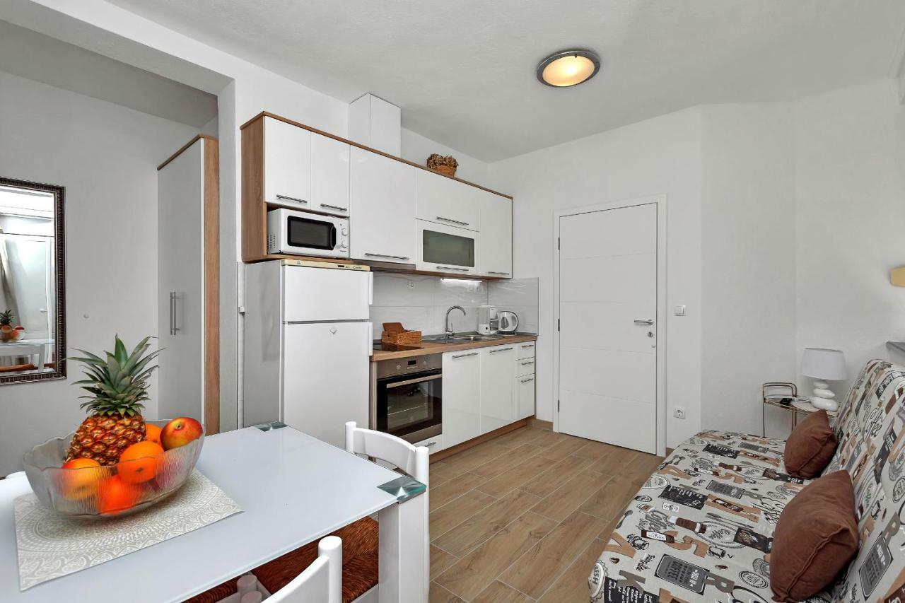 Mirjana & Ivo Apartment Makarska Exterior foto